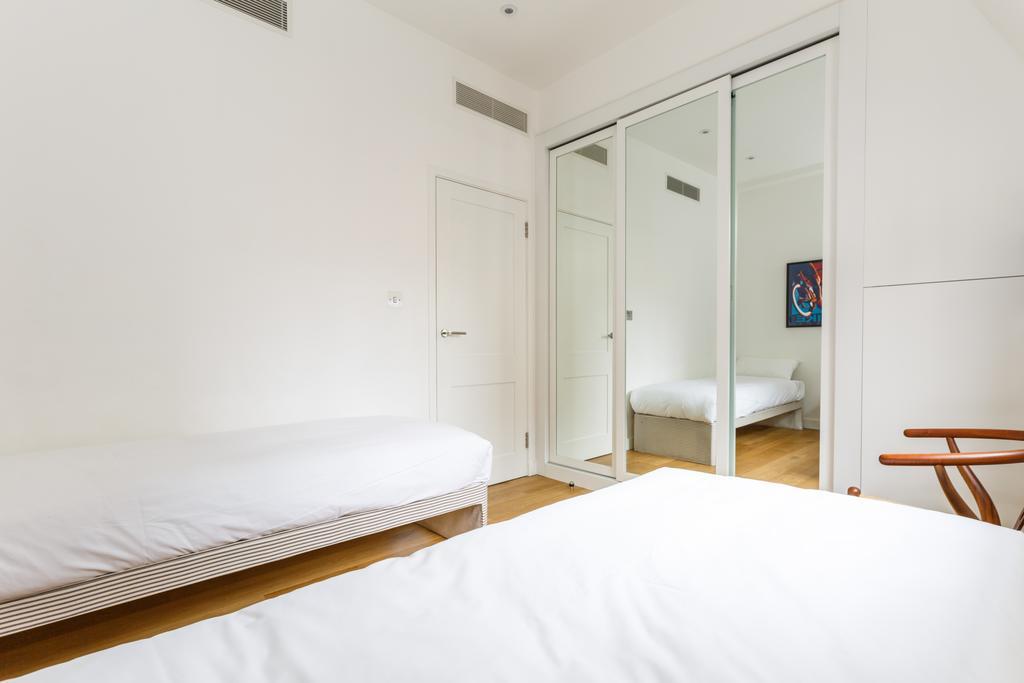 Cockspur Street, 3 Bedrooms London Exterior foto